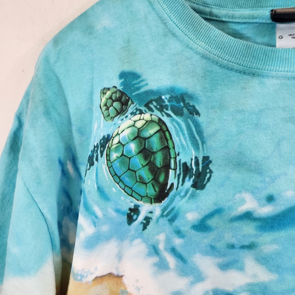 Liquid Blue sea turtle shirt - Picture 3 of 10